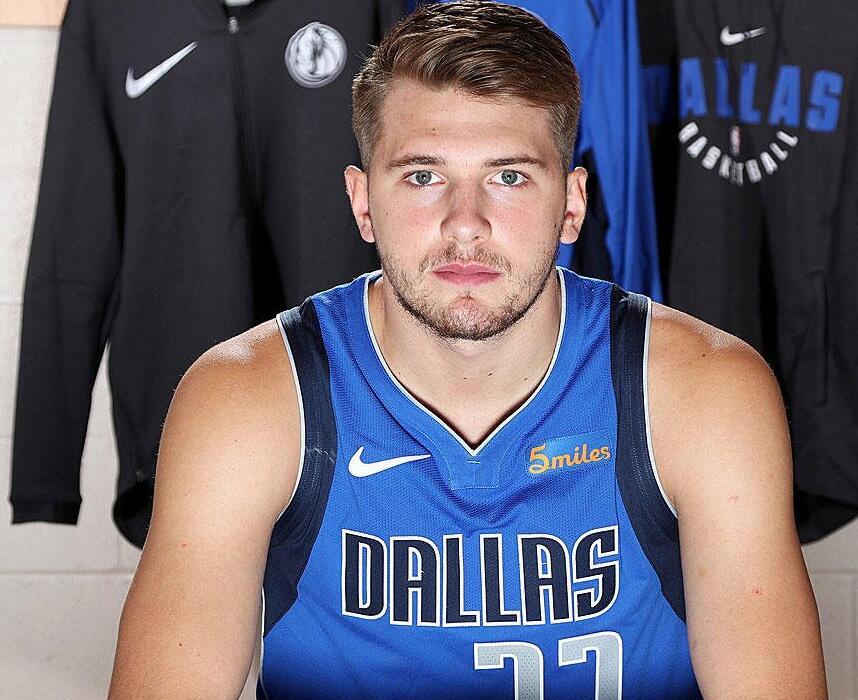 埃利奥特 埃利奥特